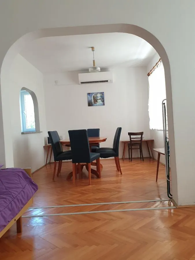 Apartments Toni Banjol Croatie
